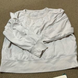 White GAP crewneck